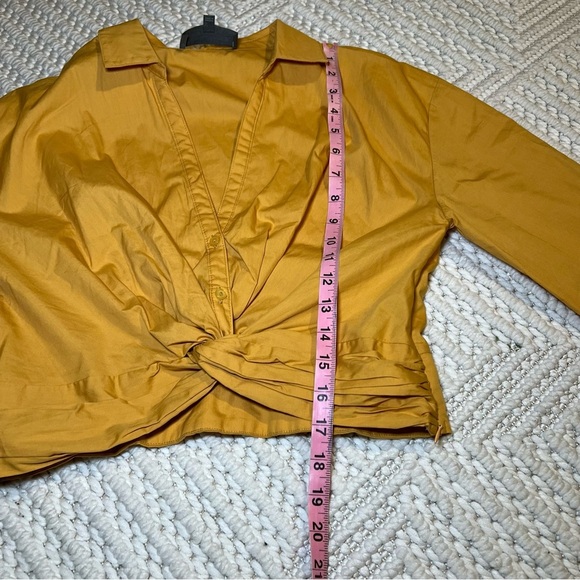 Anthropologie Sunday In Brooklyn Twist-Front V-Neck Blouse In Gold Medium - Picture 13 of 13